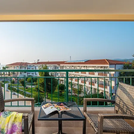 Blue Sea Τορώνη