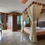 Blue Sea 3* Toroni