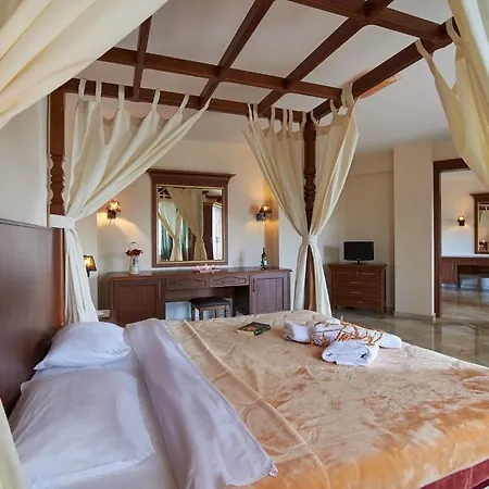 Отель Blue Sea 3*