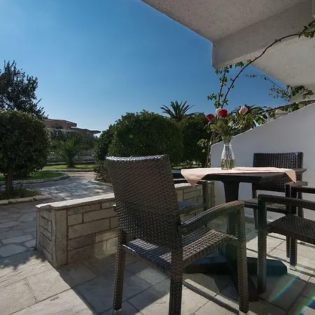 Blue Sea 3* Торони