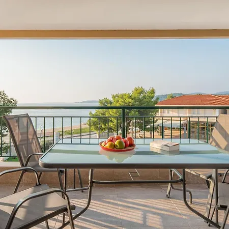 Blue Sea Торони